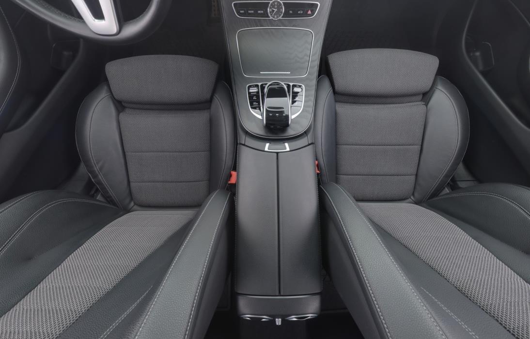 MERCEDES-BENZ E 2020