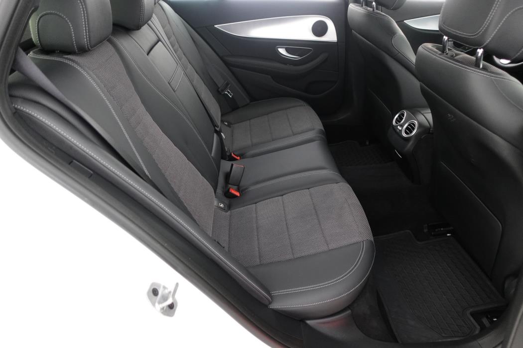 MERCEDES-BENZ E 2020