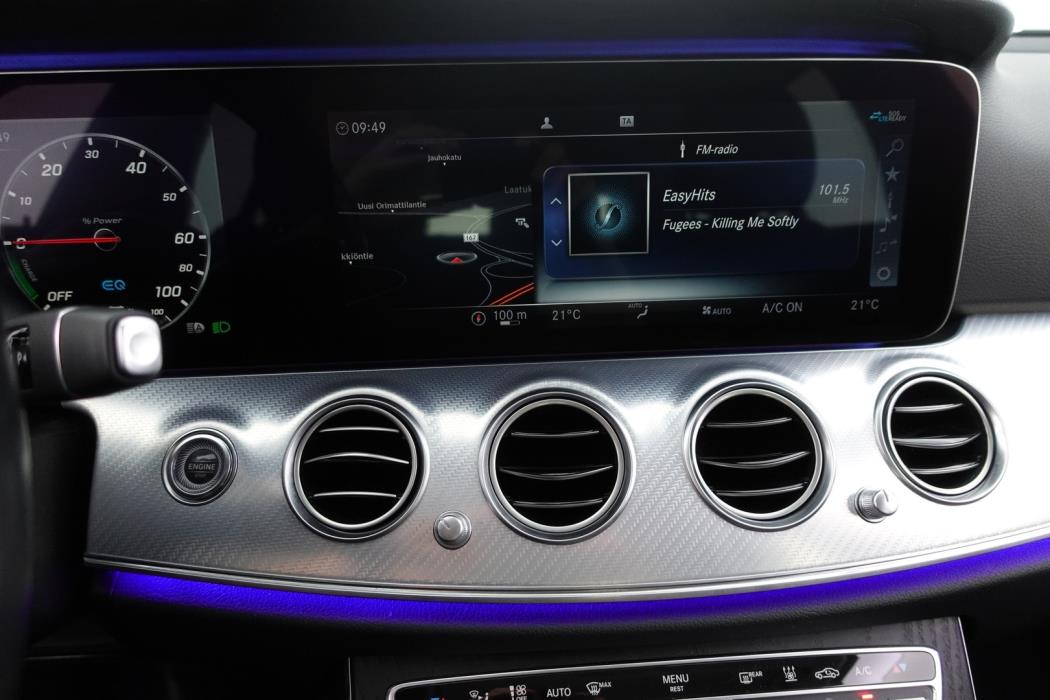 MERCEDES-BENZ E 2020