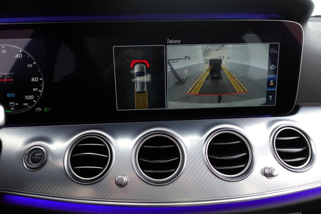 MERCEDES-BENZ E 2020