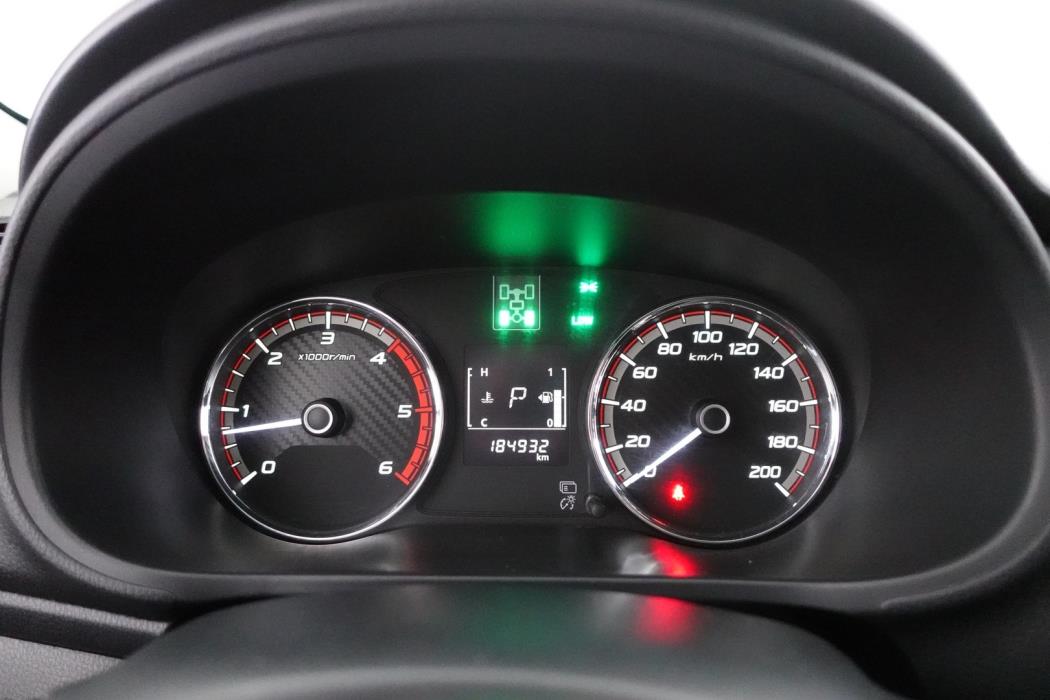 MITSUBISHI L200 2017