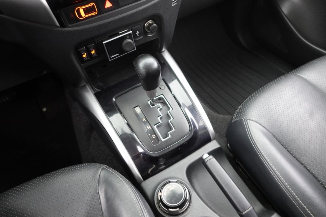MITSUBISHI L200 2017