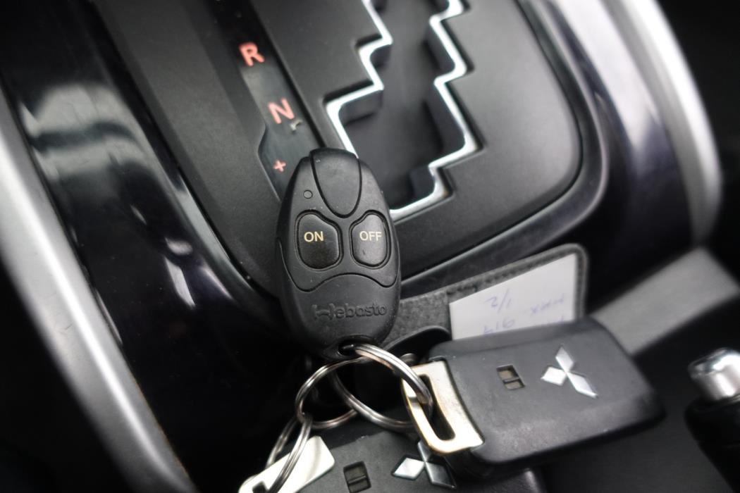 MITSUBISHI L200 2017