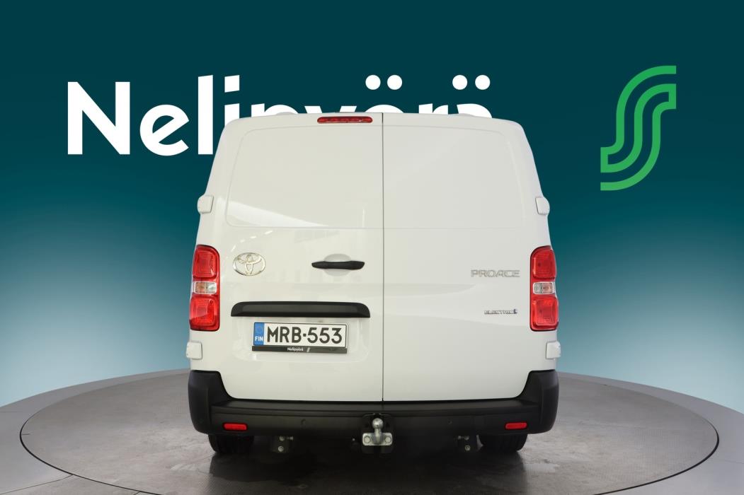 TOYOTA PROACE 2024