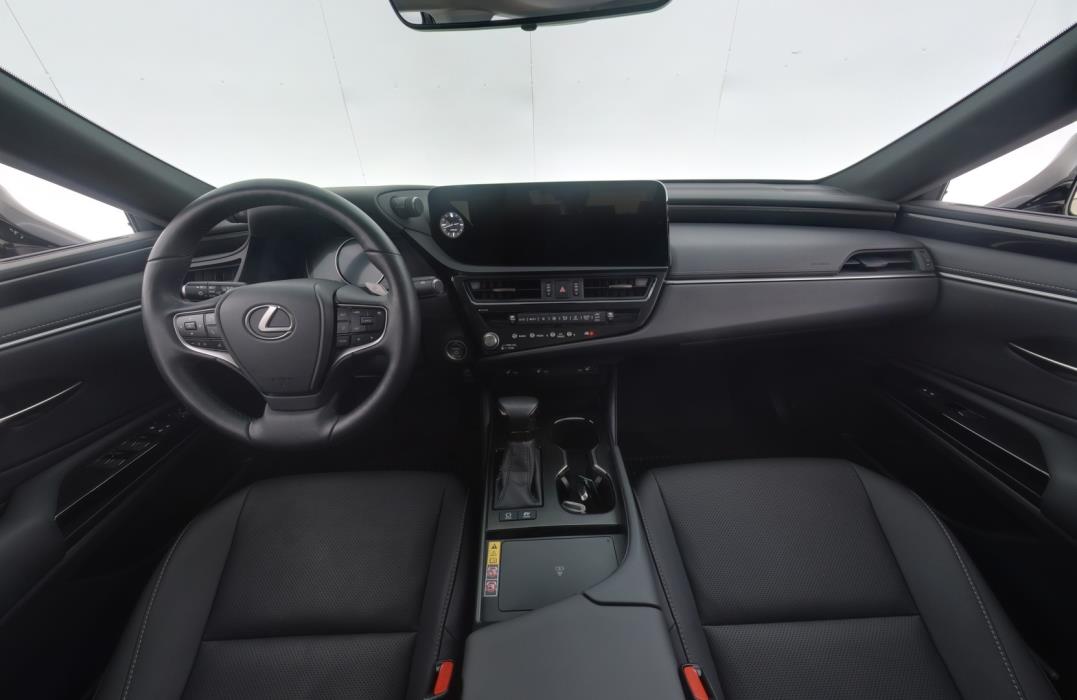 LEXUS ES 2024