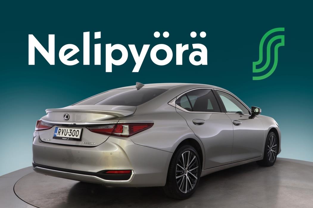 LEXUS ES 2024