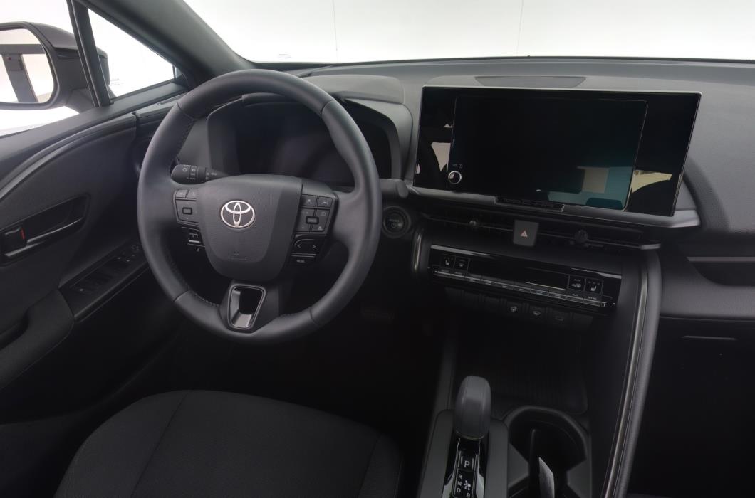 TOYOTA C-HR 2024
