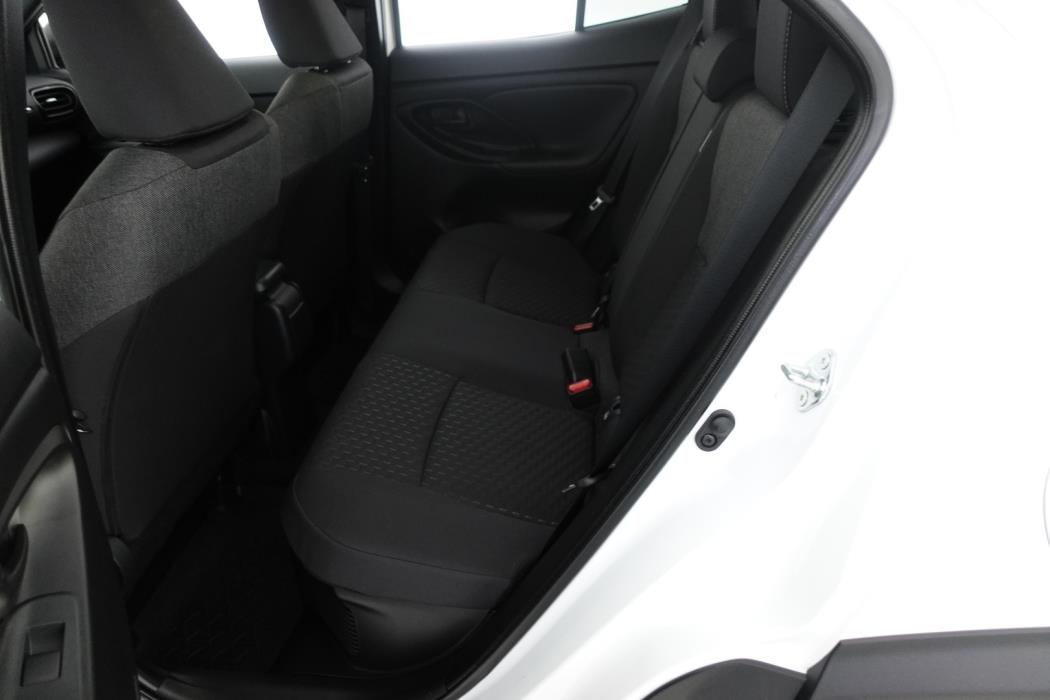 TOYOTA Yaris Cross 2024