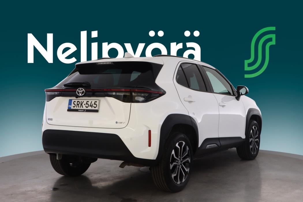 TOYOTA Yaris Cross 2024