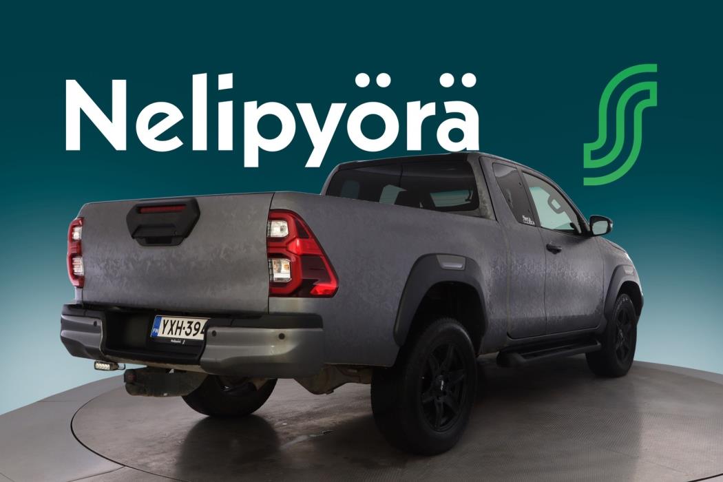 TOYOTA Hilux 2021