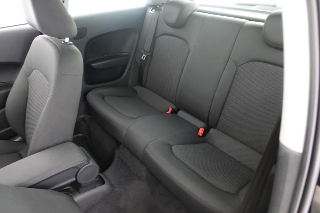AUDI A1 2011