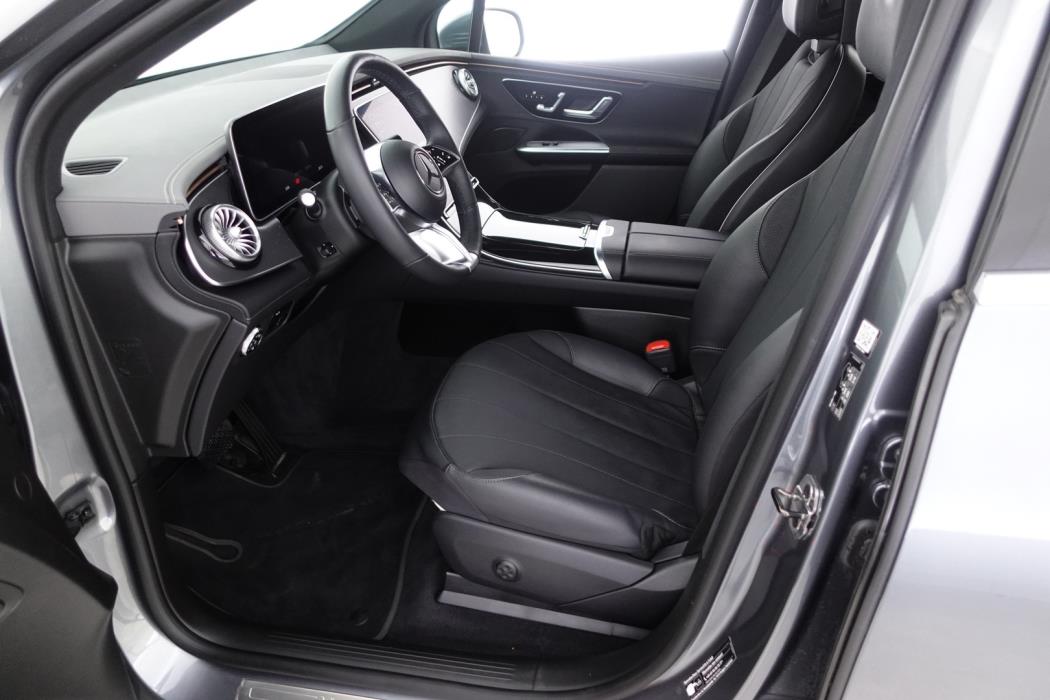 MERCEDES-BENZ EQE 2024