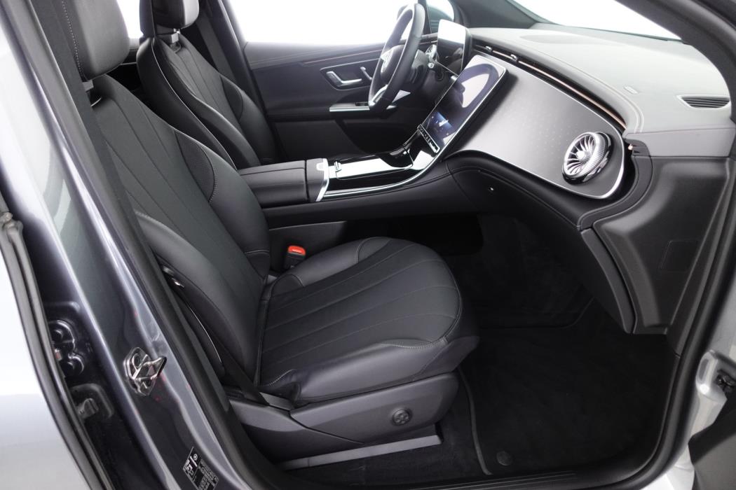 MERCEDES-BENZ EQE 2024