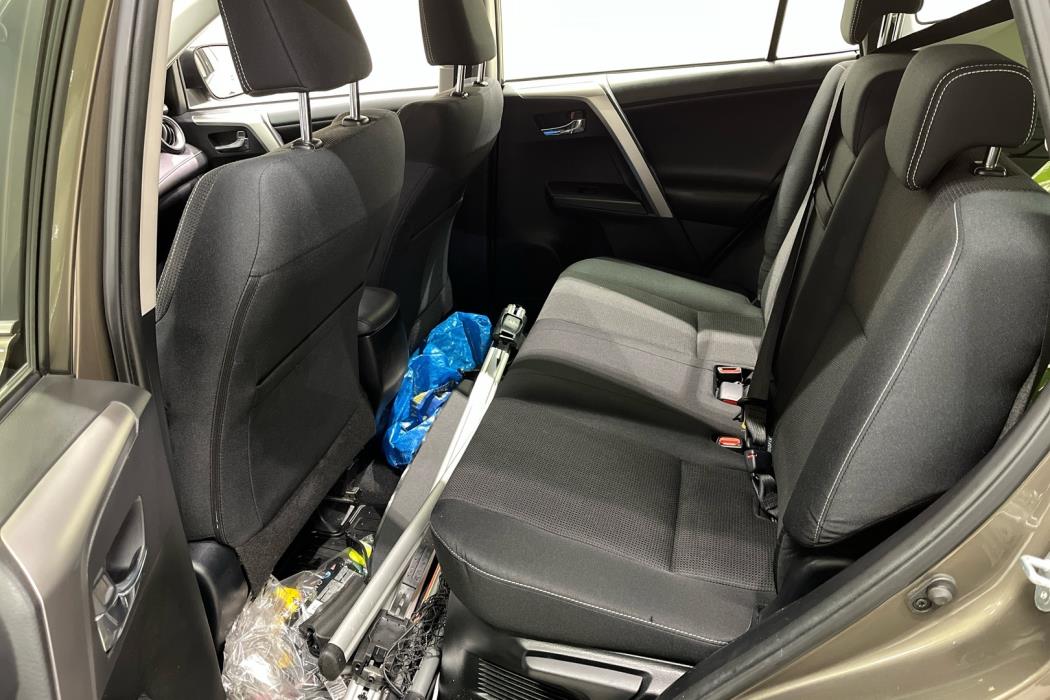 TOYOTA RAV4 2016