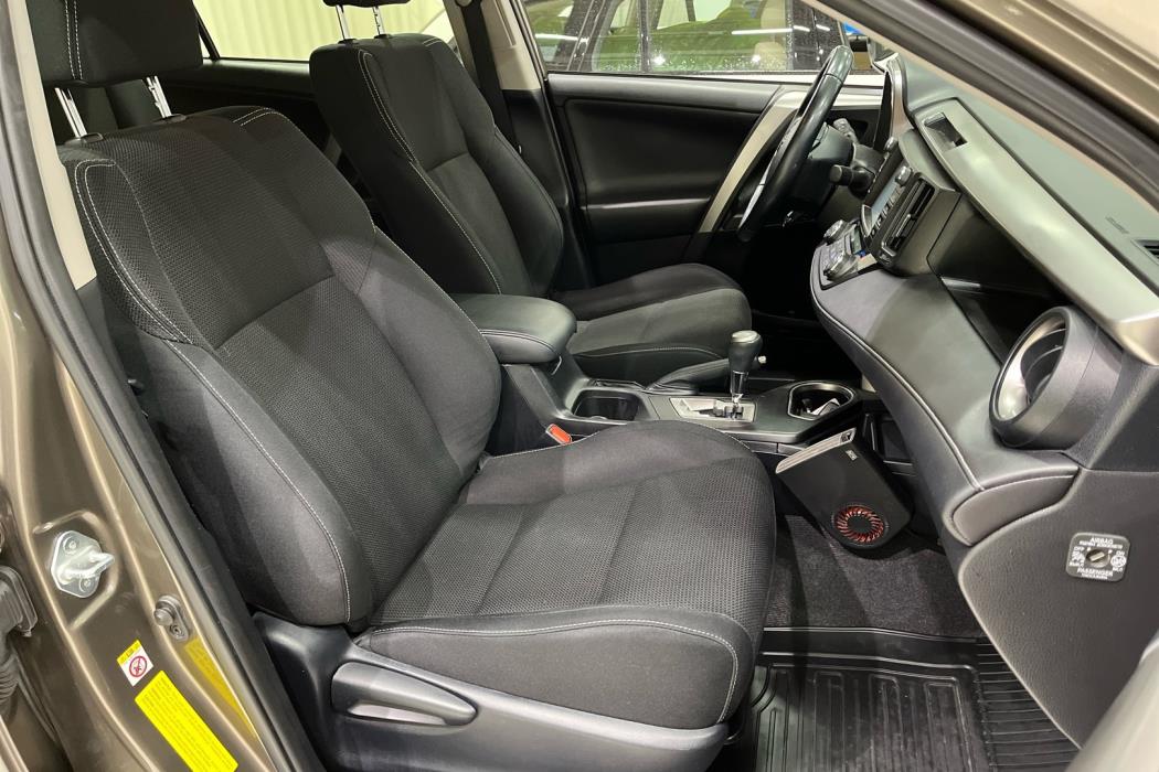 TOYOTA RAV4 2016