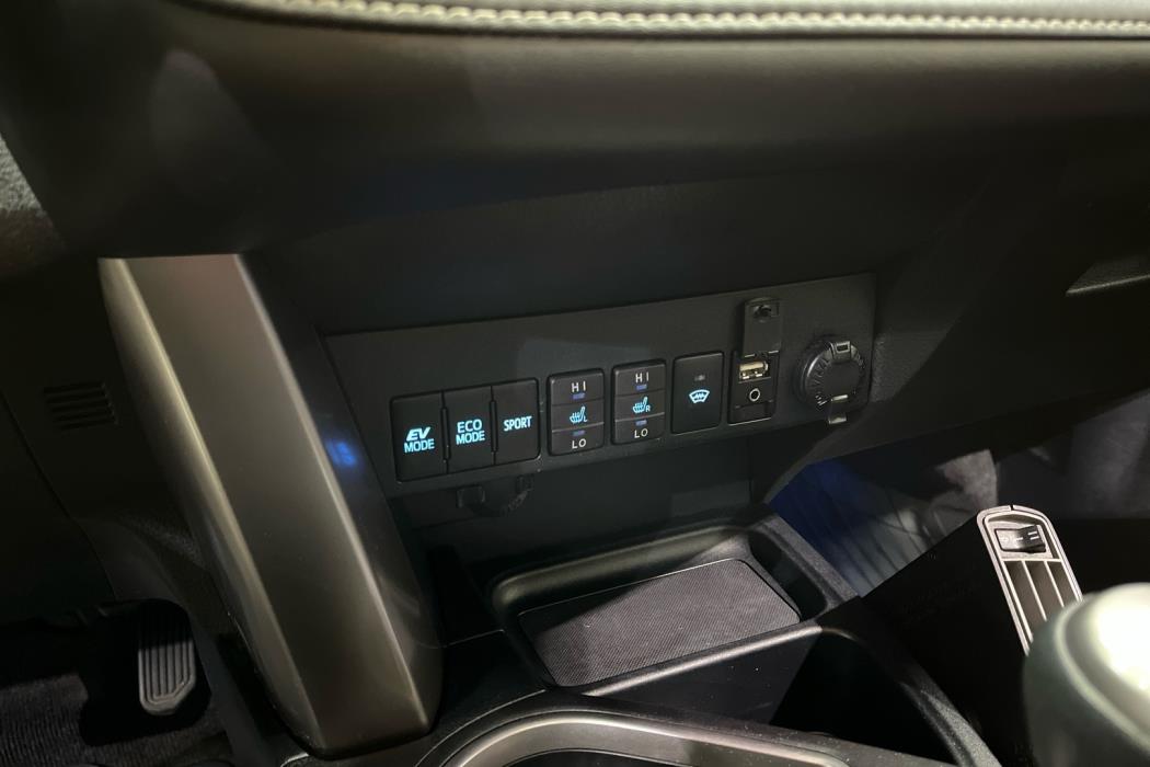 TOYOTA RAV4 2016