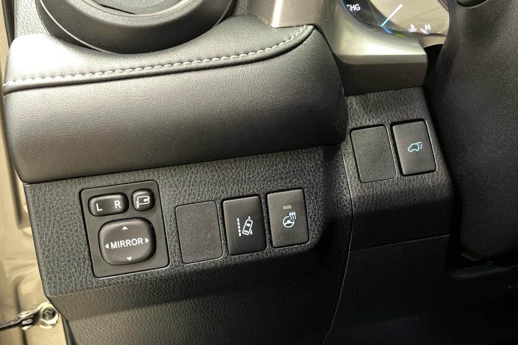 TOYOTA RAV4 2016