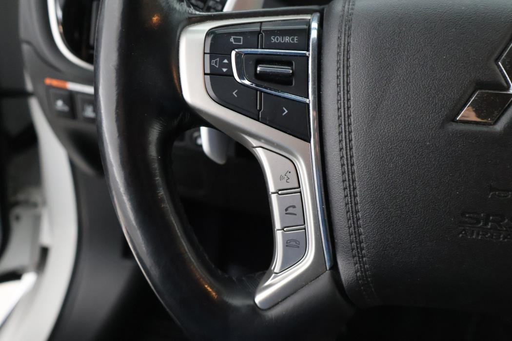 MITSUBISHI Outlander PHEV 2019