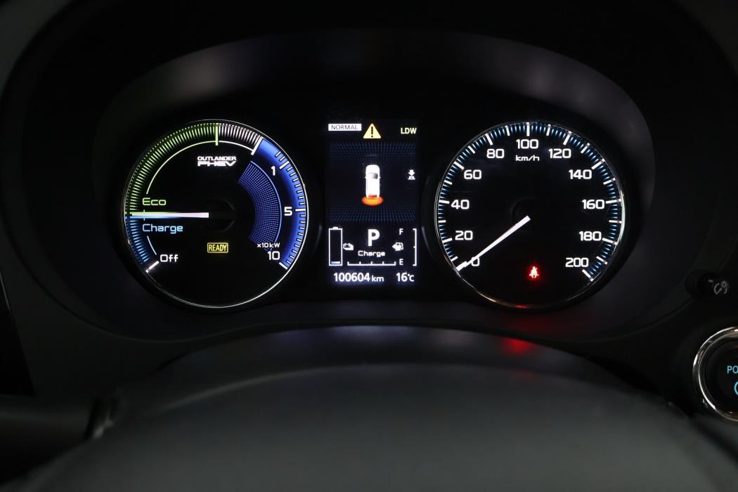 MITSUBISHI Outlander PHEV 2019