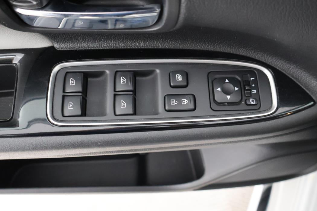 MITSUBISHI Outlander PHEV 2019