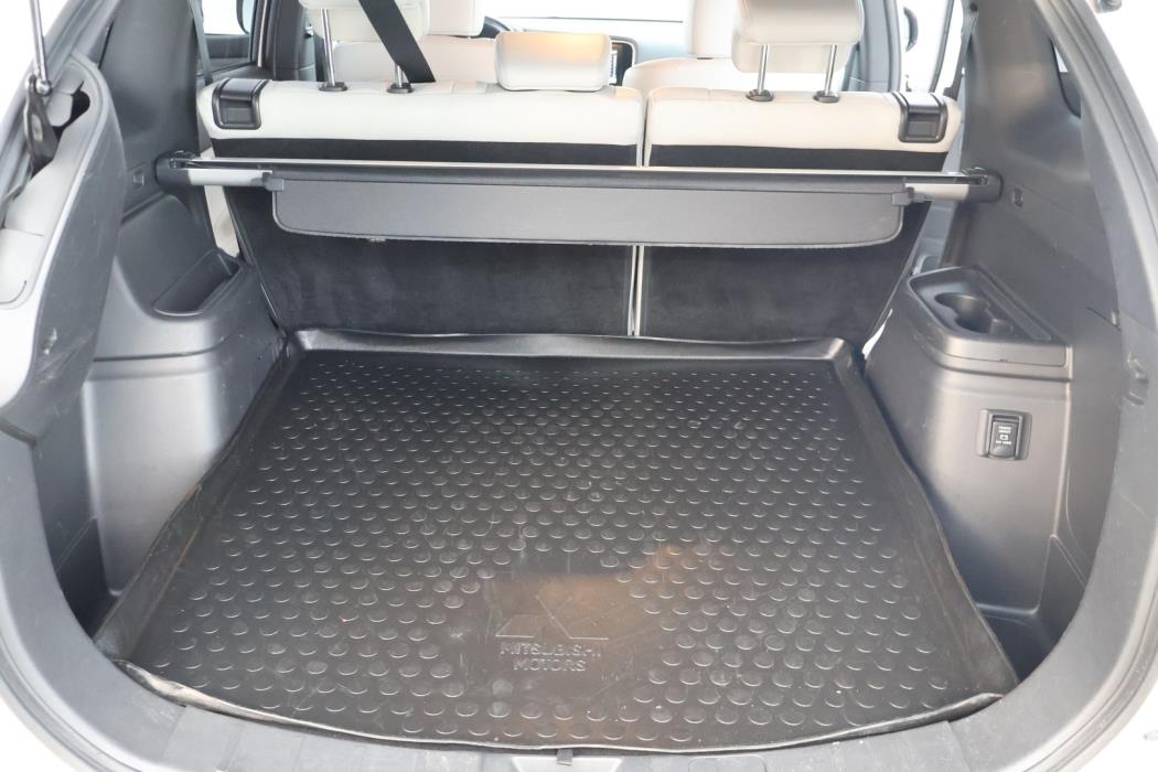 MITSUBISHI Outlander PHEV 2019