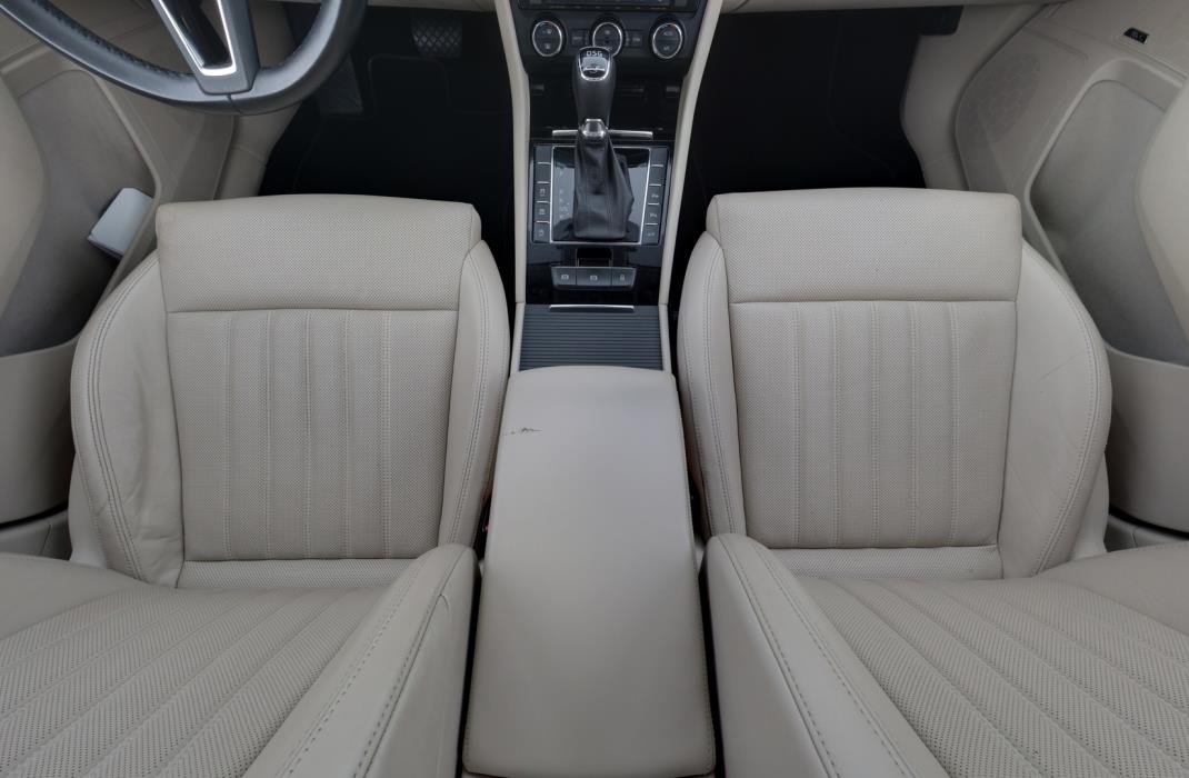SKODA Superb 2016