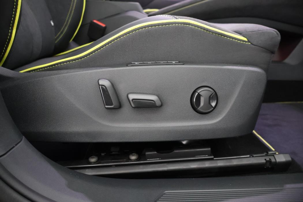 SKODA Enyaq 2026