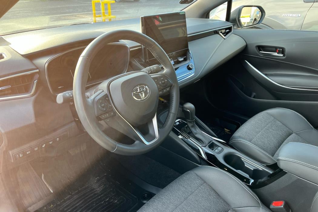 TOYOTA Corolla 2024