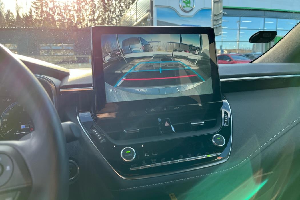 TOYOTA Corolla 2024
