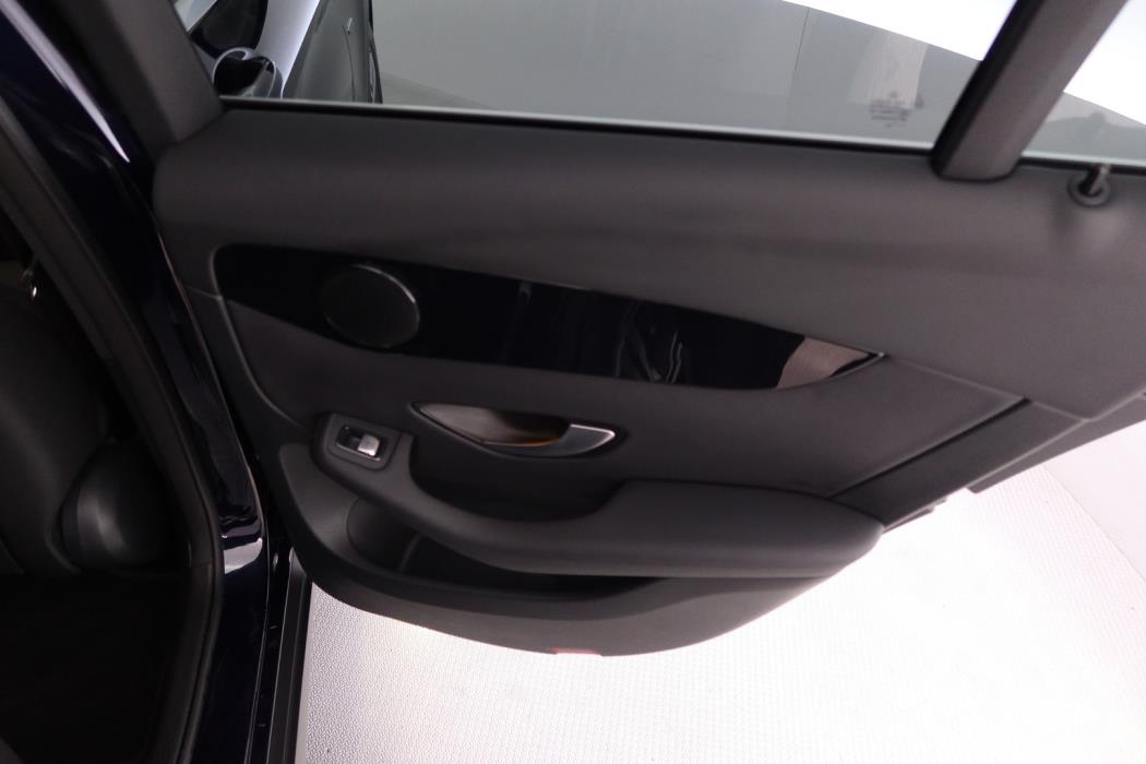 MERCEDES-BENZ GLC 2020