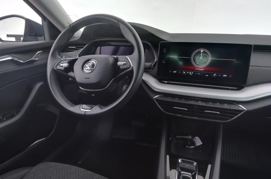 SKODA Octavia 2023