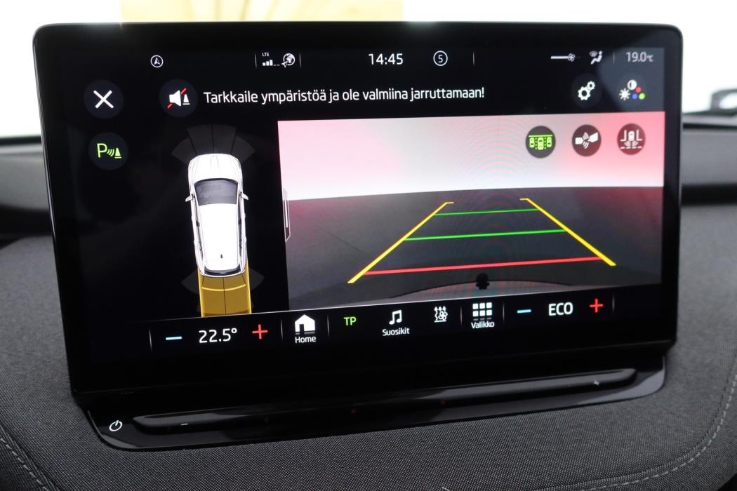 SKODA Enyaq 2023