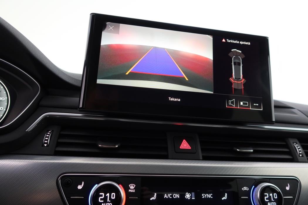 AUDI A4 2023