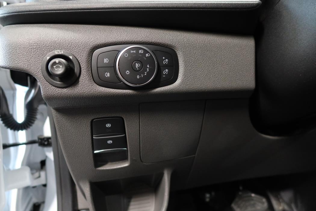 FORD Transit 2025
