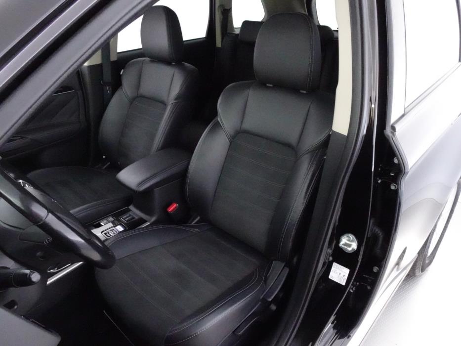 MITSUBISHI Outlander PHEV 2019