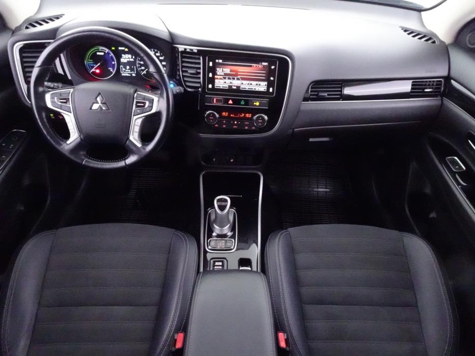MITSUBISHI Outlander PHEV 2019