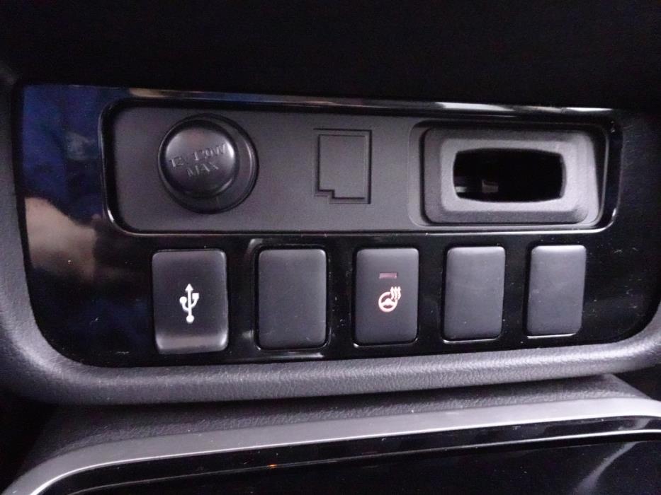 MITSUBISHI Outlander PHEV 2019