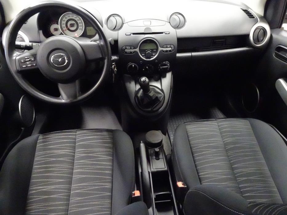 MAZDA Mazda2 2009