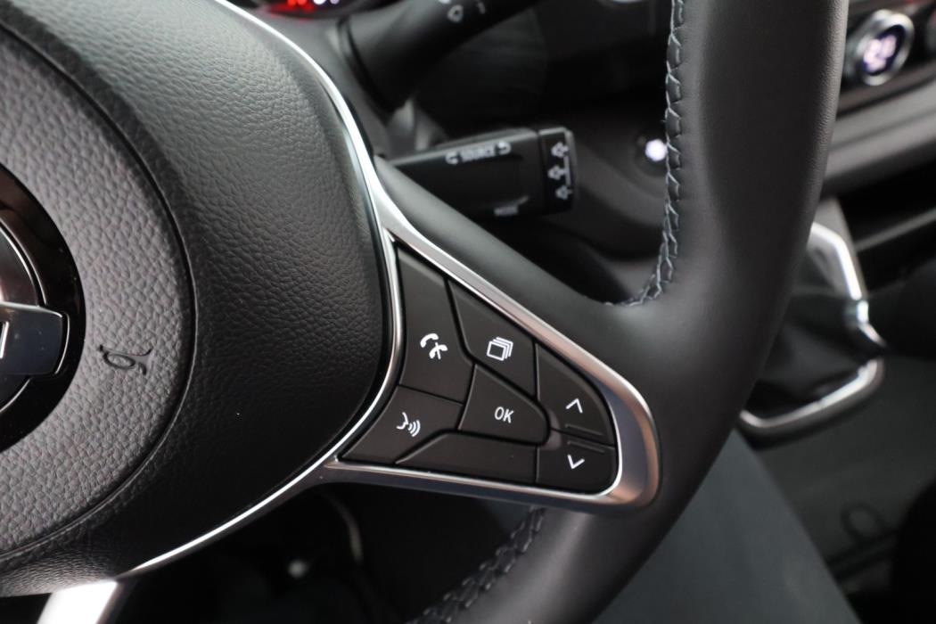 NISSAN Primastar 2025