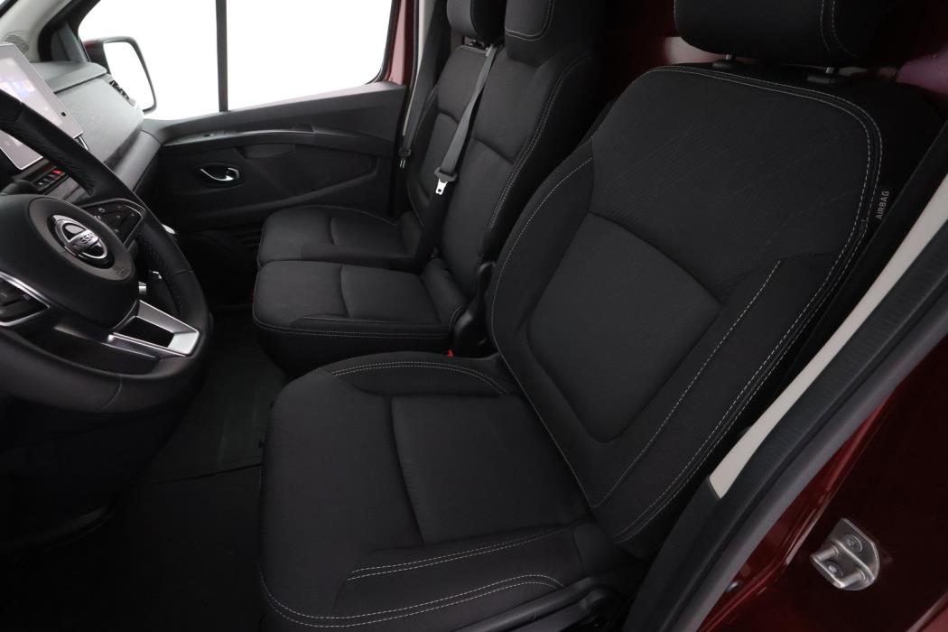 NISSAN Primastar 2025