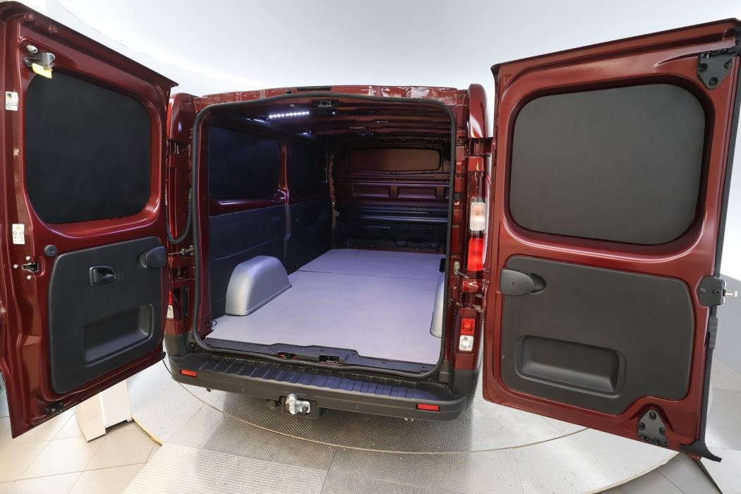 NISSAN Primastar 2025