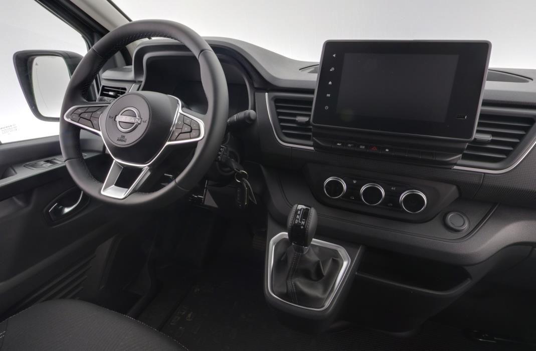 NISSAN Primastar 2024