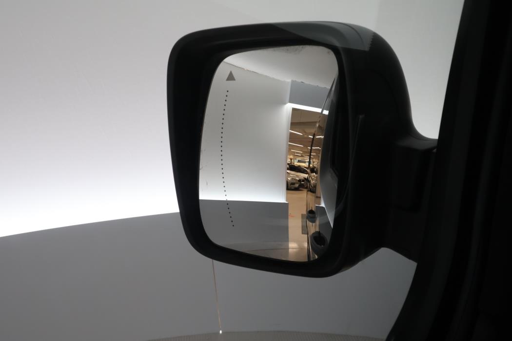 NISSAN Primastar 2024