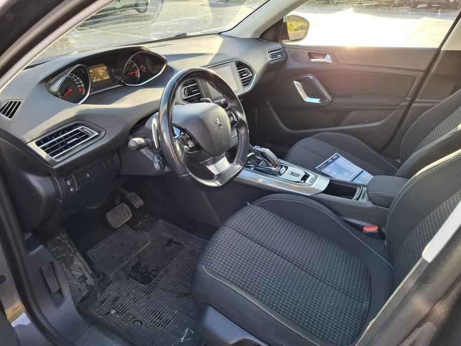 PEUGEOT 308 2018