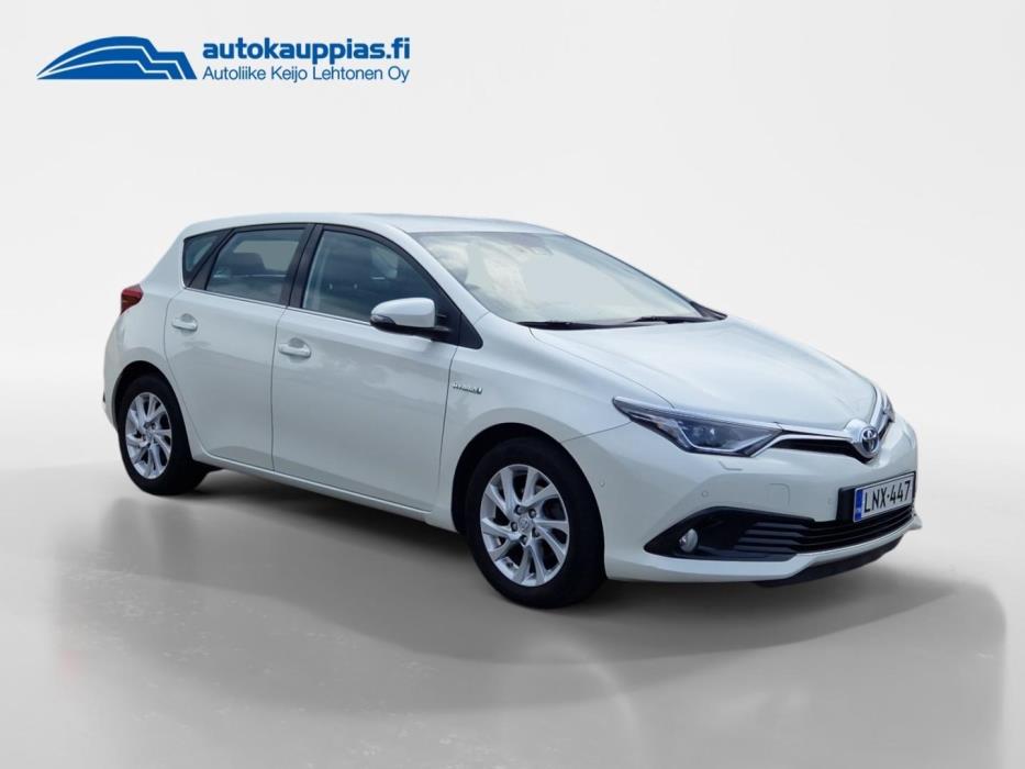 TOYOTA Auris 2017