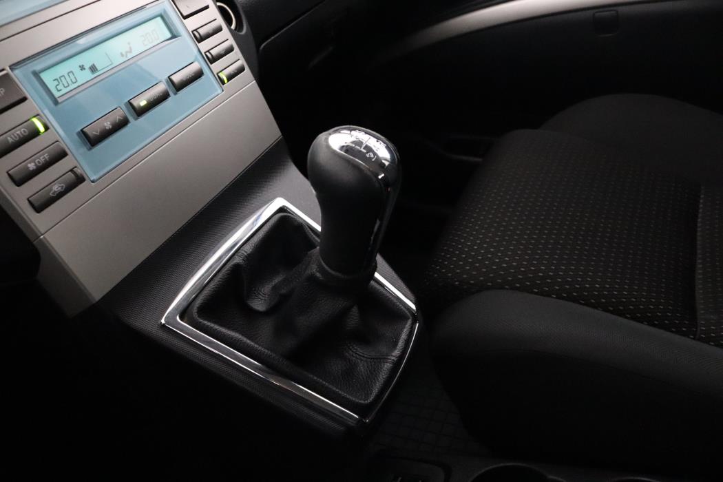 TOYOTA Corolla Verso 2008