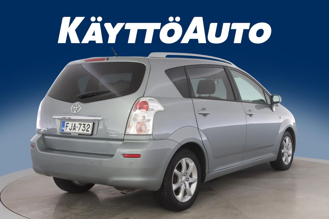 TOYOTA Corolla Verso 2008