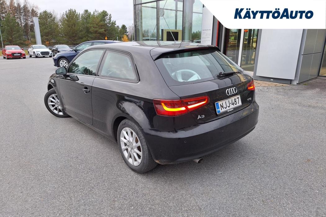 AUDI A3 2015