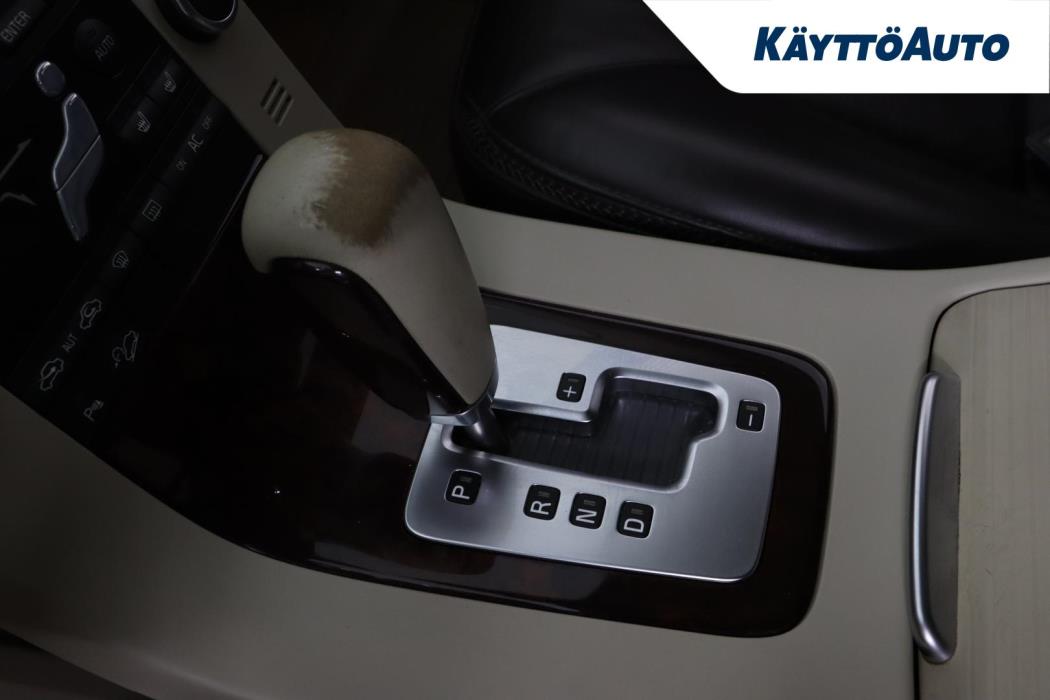 VOLVO XC70 2008