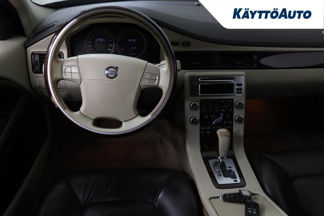 VOLVO XC70 2008